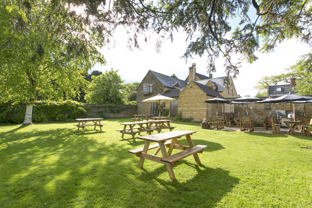The Ebrington Arms 호텔 치핑캠프던 객실 사진